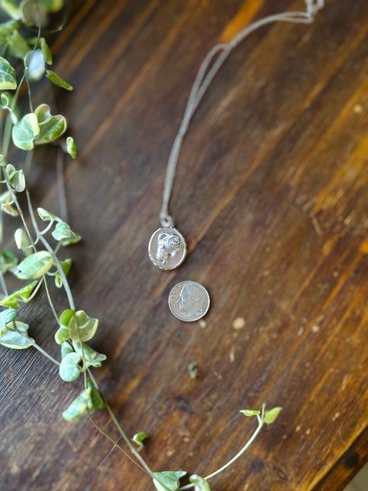 Vintage 1970/80s Taurus Zodiac Necklace