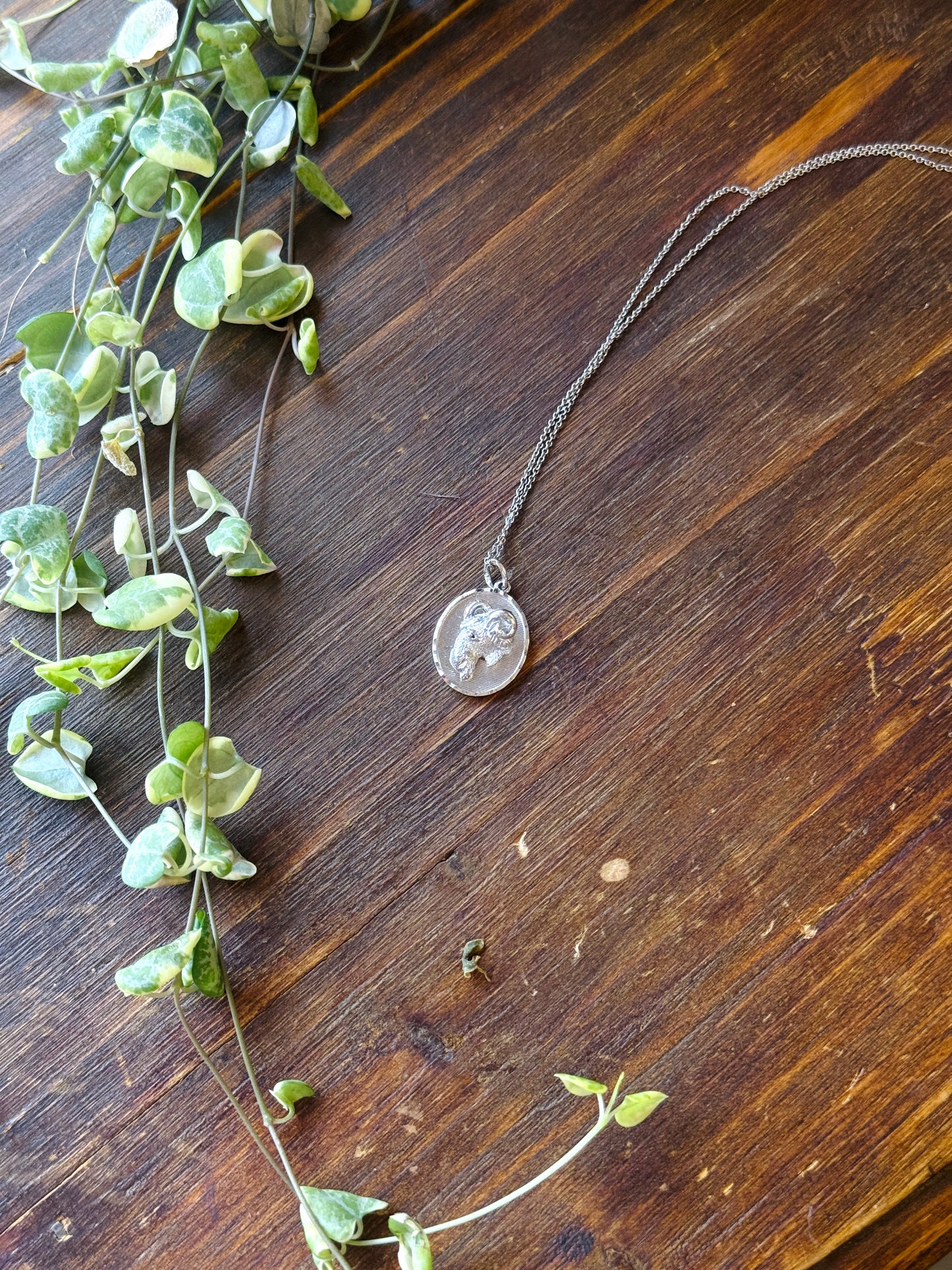 Vintage 1970/80s Taurus Zodiac Necklace