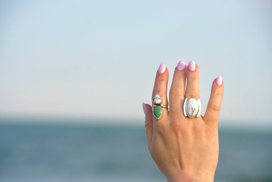 Turquoise + White Buffalo Size 7.75/8