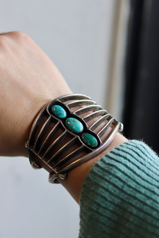 Vintage Navajo Tufa Cast Cuff Bracelet c. 1950s – Heavy Sterling Silver