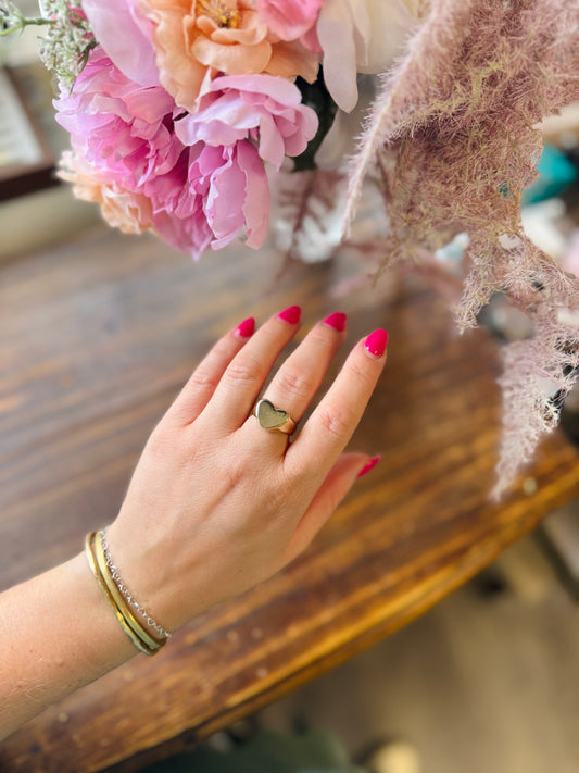 Sweetheart Signet Rings ❤︎