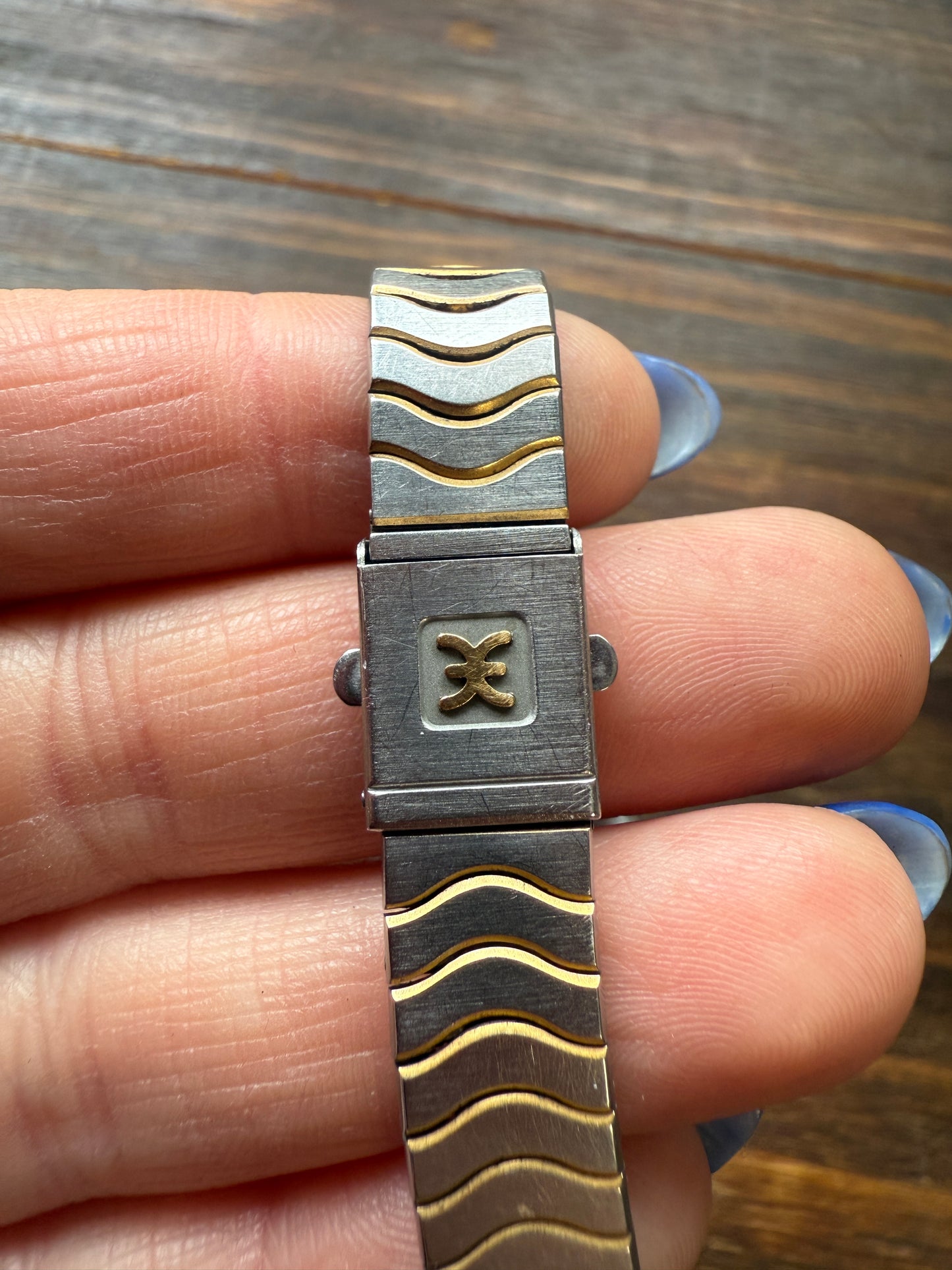 Vintage Ebel Wave / Sport Classic Solid 18k Gold Bezel 6in