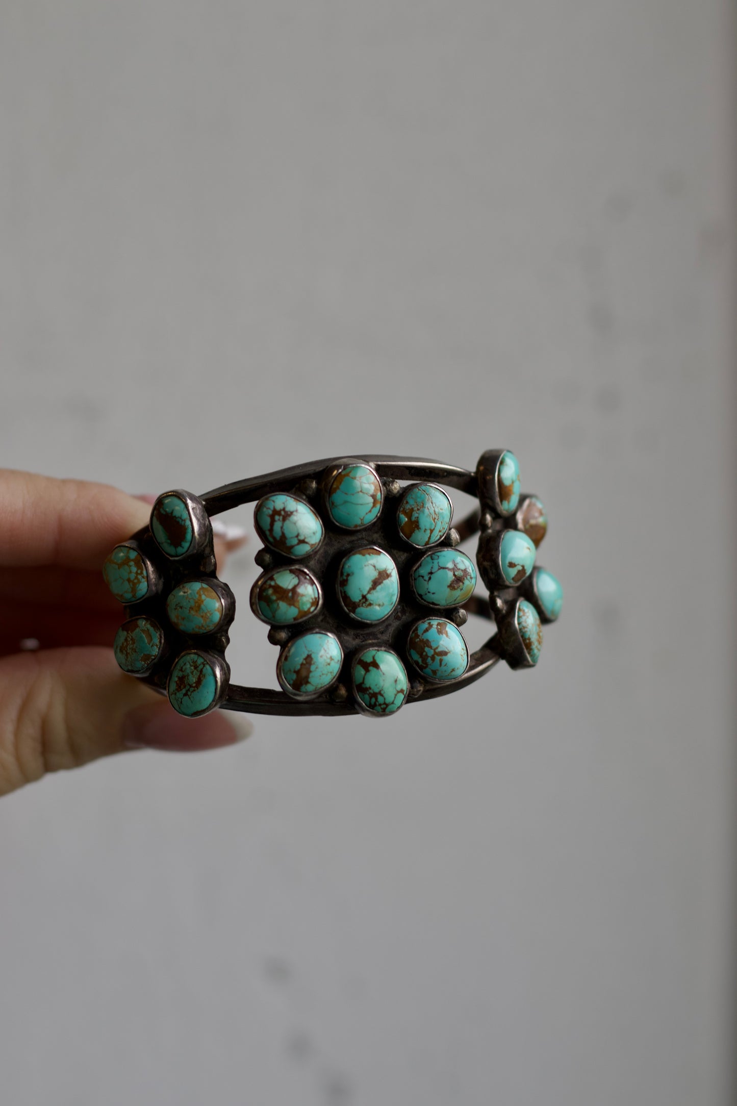 Old Pawn Navajo Turquoise Cluster Cuff Bracelet c. 1940s–50s Sterling 45g Flower