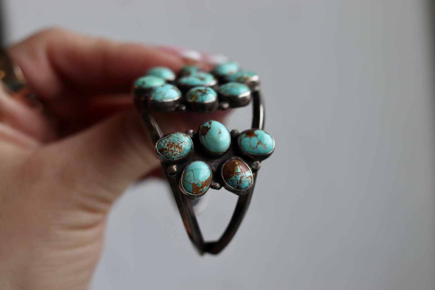 Old Pawn Navajo Turquoise Cluster Cuff Bracelet c. 1940s–50s Sterling 45g Flower