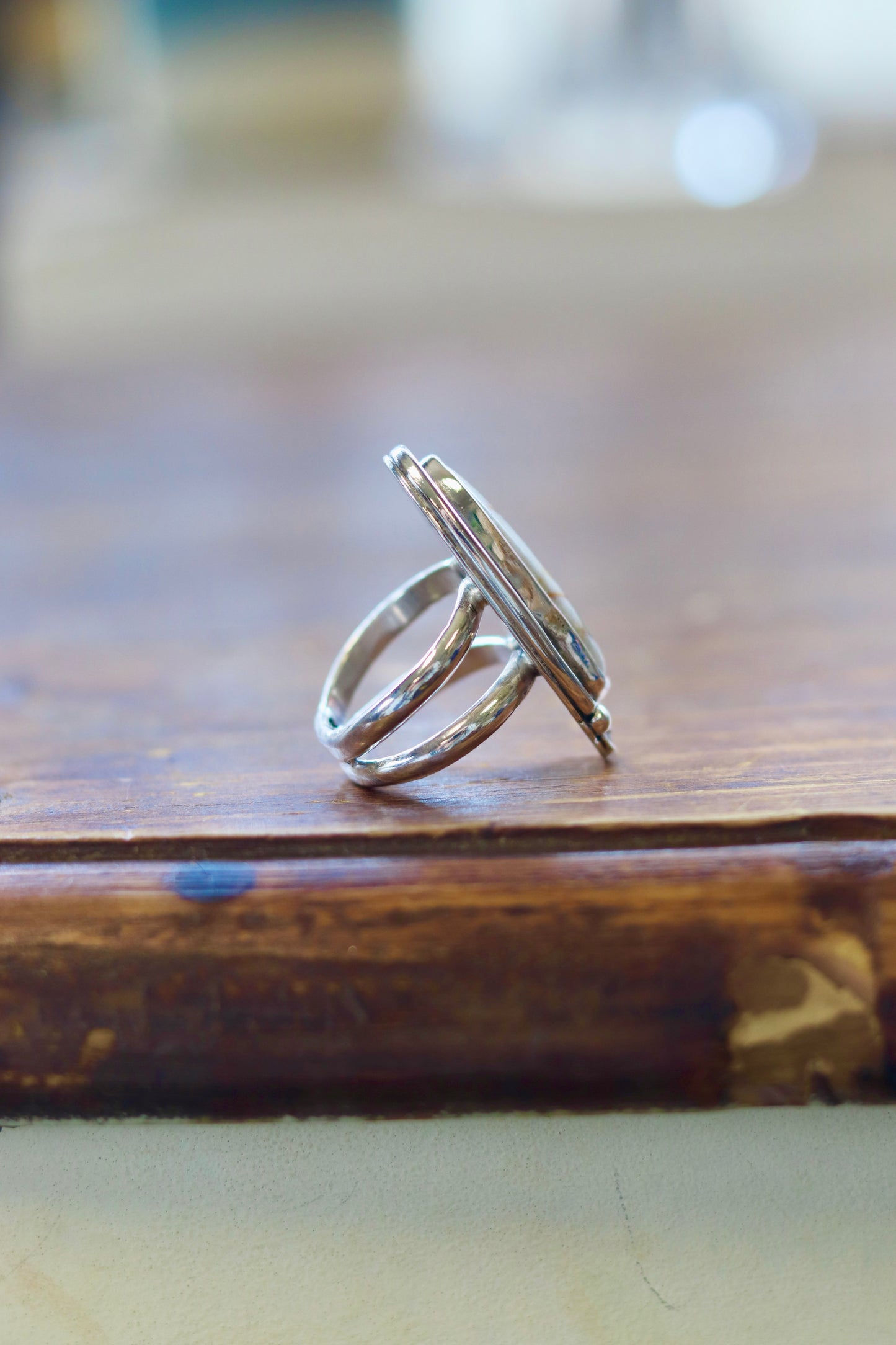 Royston Ribbon Ring size 7.5
