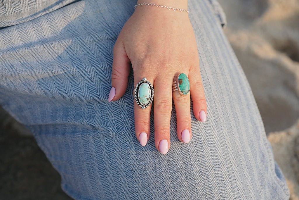 Lone Mountain Turquoise Size 9.5