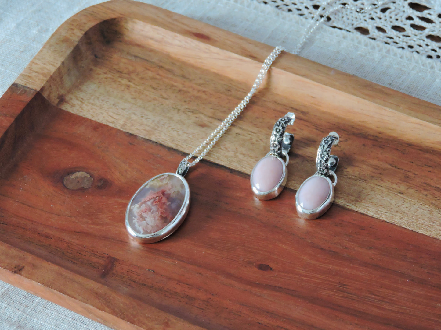Regency Rose Heart Necklace