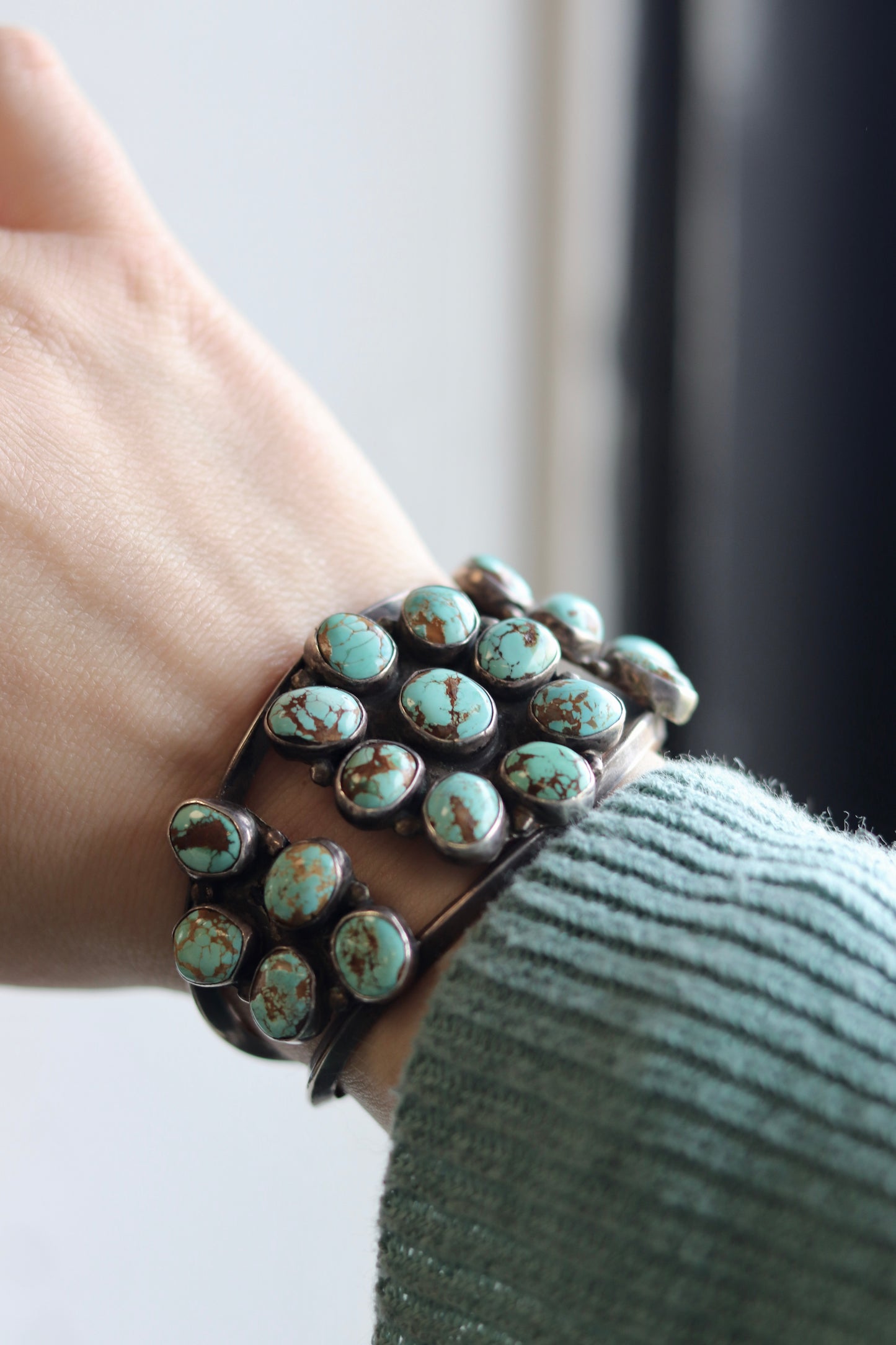 Old Pawn Navajo Turquoise Cluster Cuff Bracelet c. 1940s–50s Sterling 45g Flower