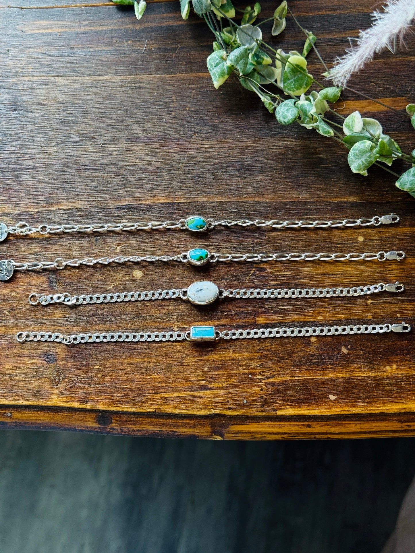 White Buffalo Curb Chain Bracelet