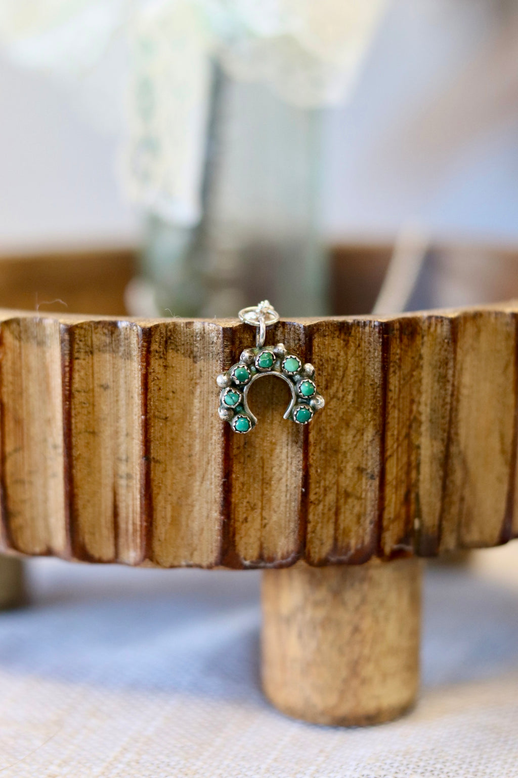 Old Pawn Turquoise Naja pre 1960s
