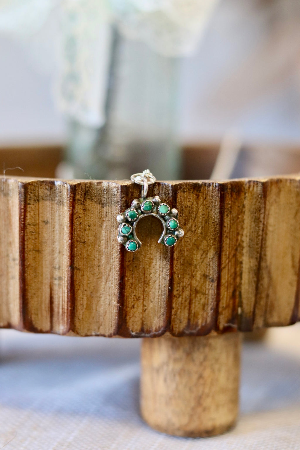 Old Pawn Turquoise Naja pre 1960s