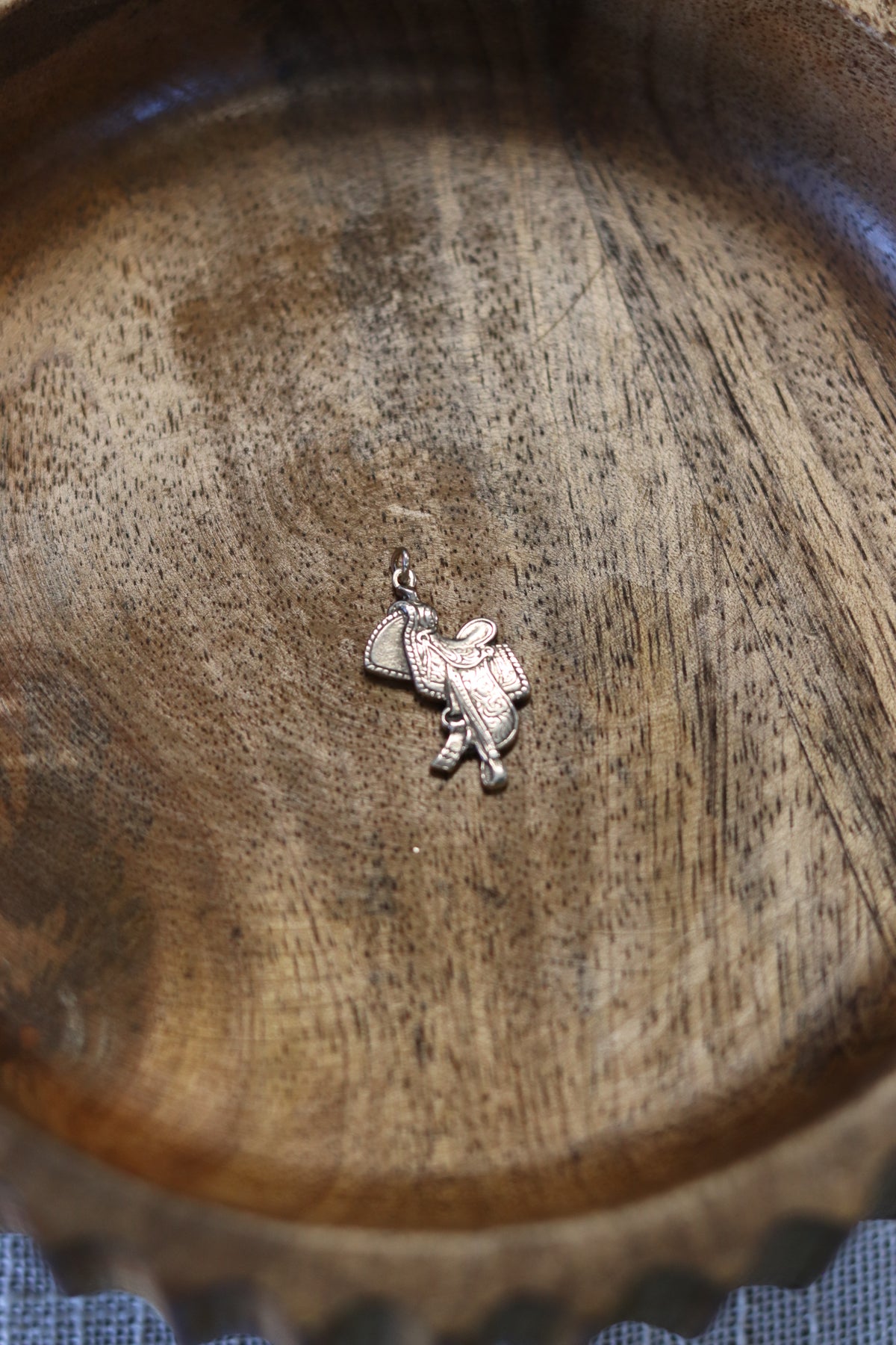 vintage western saddle charm 925