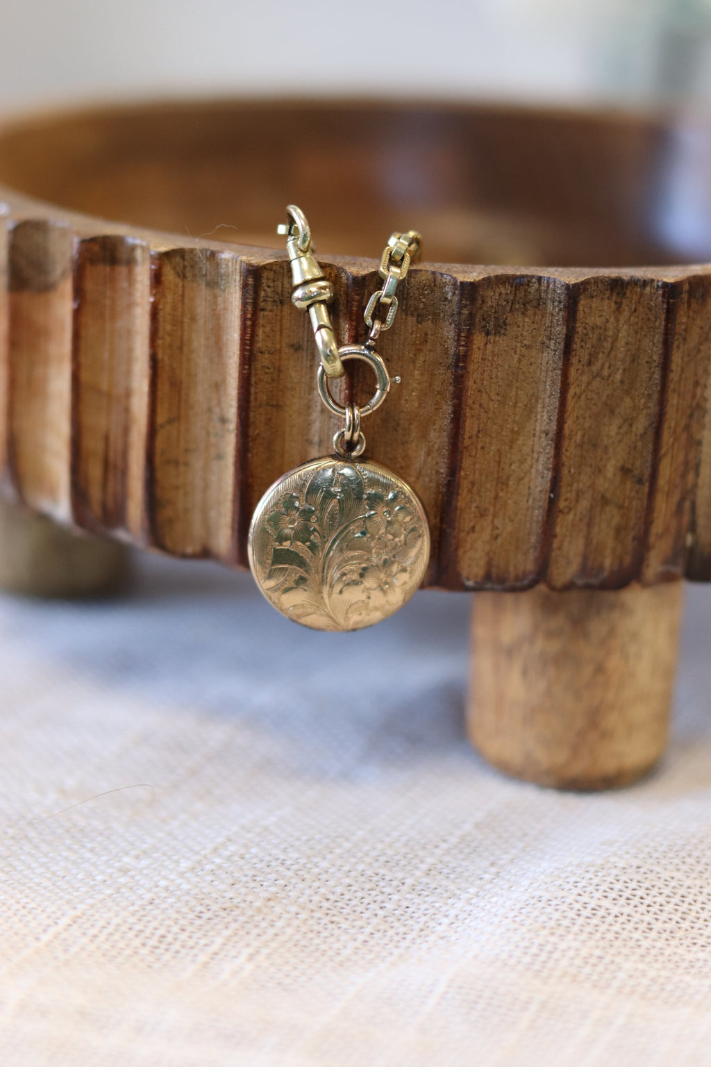 Vintage Gold Fill Circle Engraved Locket