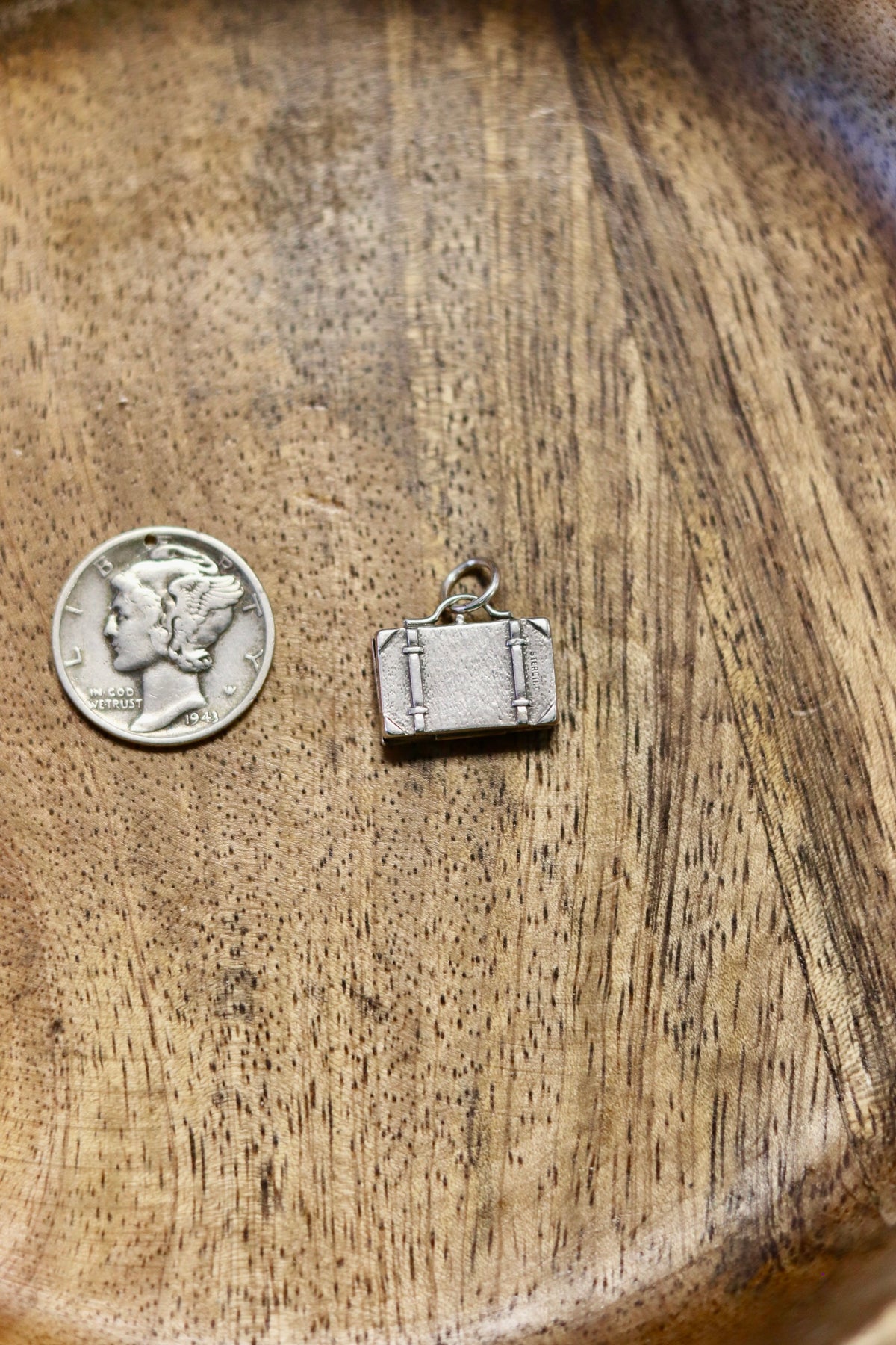 Vintage Suitcase Charm, Opens 925