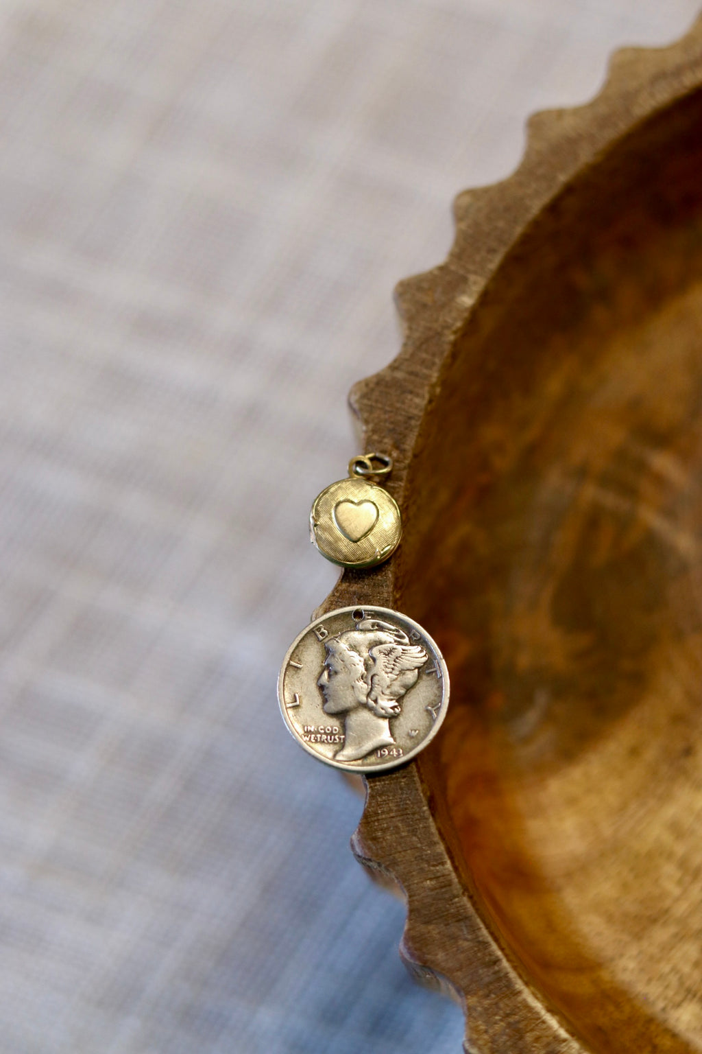 Vintage Engraved Circle Heart Locket G.F.