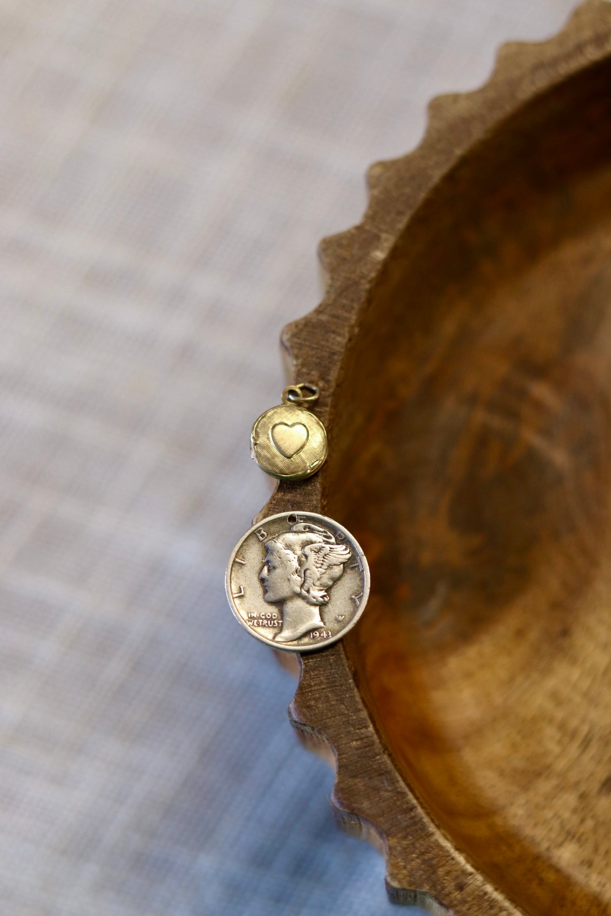 Vintage Engraved Circle Heart Locket G.F.