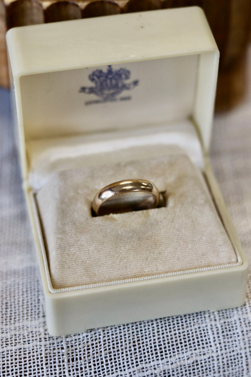 Vintage 1960s Gold fill Band Size 6.5