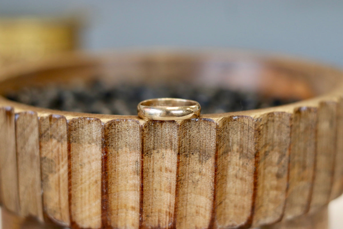 Vintage 1960s Gold fill Band Size 6.5
