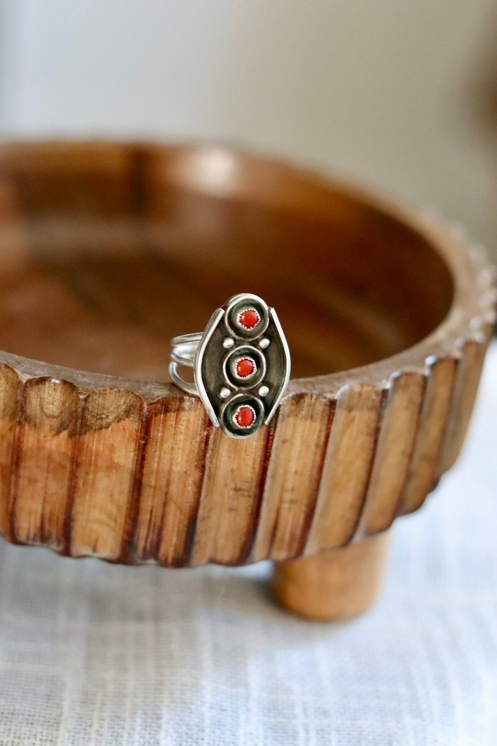 1970s Coral Native Made Ring Sz. 8